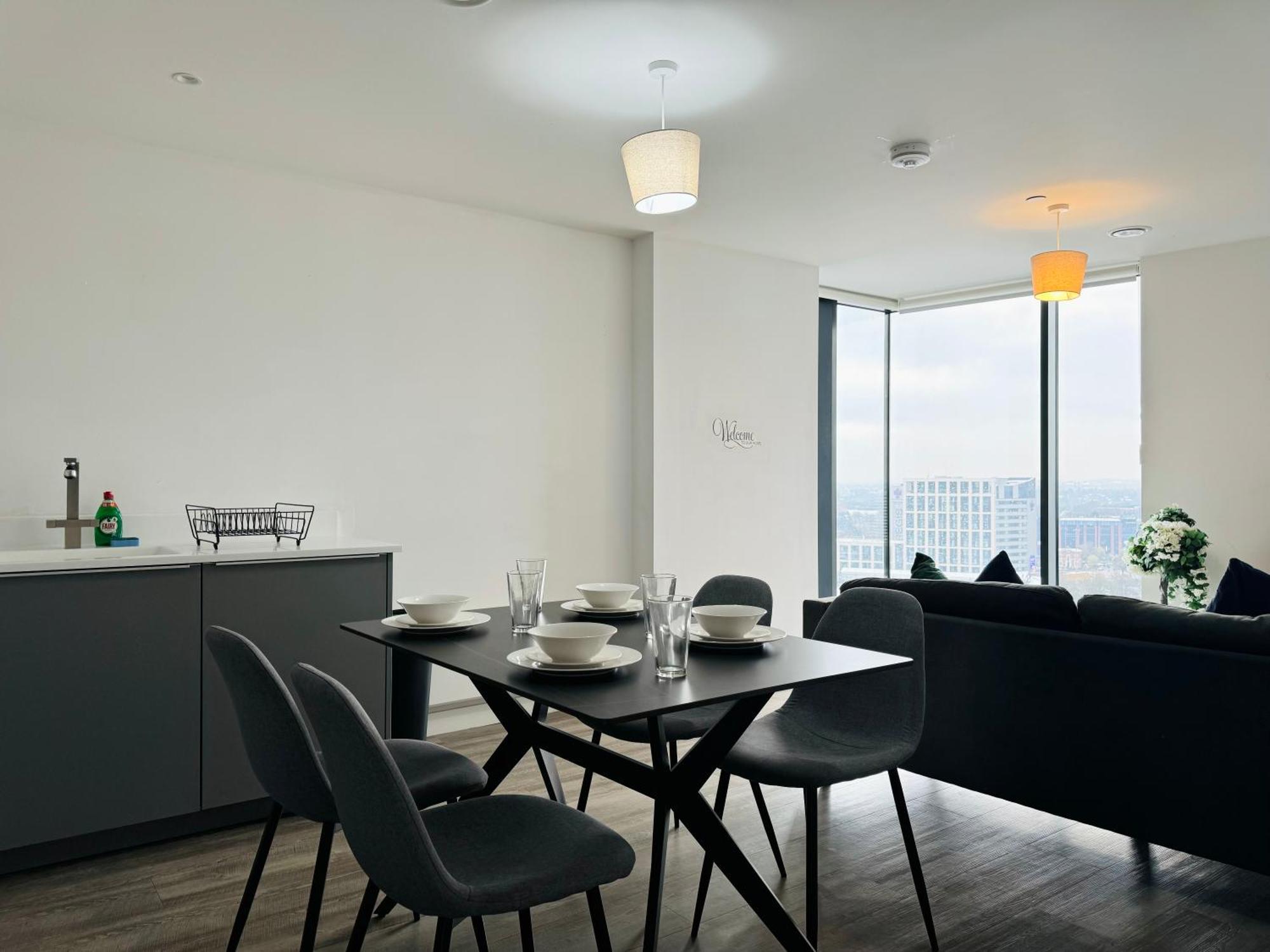 Premium Deals L Last-Minute Stay L 4 Min Walk To Birmingham Central Library L 18Th Floor 2 Bed 2 Bath City Centre Penthouse With Gym & Netflix By Jvt Short Lets מראה חיצוני תמונה