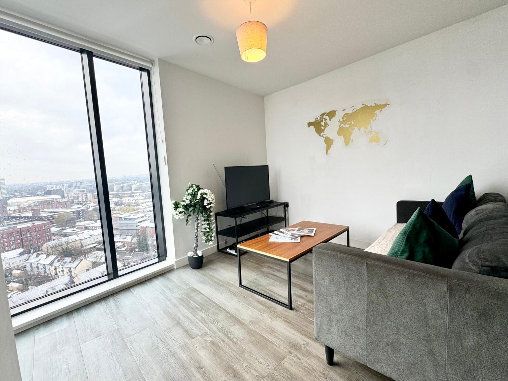 Premium Deals L Last-Minute Stay L 4 Min Walk To Birmingham Central Library L 18Th Floor 2 Bed 2 Bath City Centre Penthouse With Gym & Netflix By Jvt Short Lets מראה חיצוני תמונה
